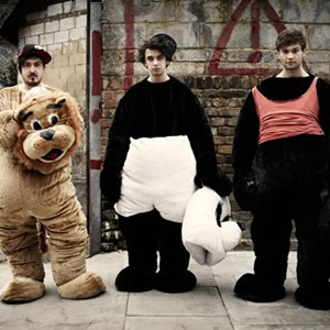 The Midnight Beast. Image shows from L to R: Dru (Andrew Wakely), Stef (Stefan Abingdon), Ash (Ashley Horne). Copyright: Warp Films / Cuba Comedy