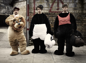 The Midnight Beast. Image shows from L to R: Dru (Andrew Wakely), Stef (Stefan Abingdon), Ash (Ashley Horne). Copyright: Warp Films / Cuba Comedy The Midnight Beast. Image shows from L to R: Dru (Andrew Wakely), Stef (Stefan Abingdon), Ash (Ashley Horne). Copyright: Warp Films / Cuba Comedy