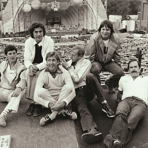 Monty Python Live At The Hollywood Bowl. Image shows from L to R: Michael Palin, Terry Jones, Eric Idle, Graham Chapman, Terry Gilliam, John Cleese. Copyright: Hand Made Films