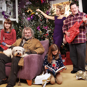 Mr Stink. Image shows from L to R: Chloe (Nell Tiger Free), Mr Stink (Hugh Bonneville), Annabelle (Isabella Blake-Thomas), Mother (Sheridan Smith), Dad (Johnny Vegas). Copyright: BBC / DEW Productions