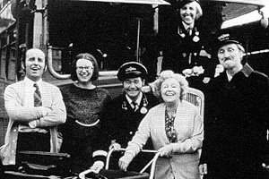 On The Buses. Image shows from L to R: Arthur Rudge (Michael Robbins), Olive (Anna Karen), Stan Butler (Reg Varney), Mum (Cicely Courtneidge), Jack Harper (Bob Grant), Inspector Blake (Stephen Lewis). Copyright: London Weekend Television