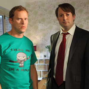 Peep Show. Image shows from L to R: Jeremy Usbourne (Robert Webb), Mark Corrigan (David Mitchell). Copyright: Objective Productions