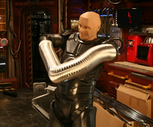 Red Dwarf. Kryten (Robert Llewellyn). Copyright: Grant Naylor Productions / BBC