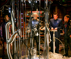 Red Dwarf. Image shows from L to R: Cat (Danny John-Jules), Kryten (Robert Llewellyn), Rimmer (Chris Barrie), Lister (Craig Charles). Copyright: Grant Naylor Productions / BBC