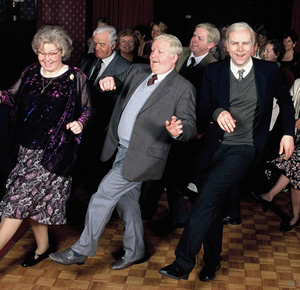 Still Game. Image shows from L to R: Isa Drennan (Jane McCarry), Jack Jarvis (Ford Kiernan), Victor McDade (Greg Hemphill). Copyright: The Comedy Unit / Effingee Productions