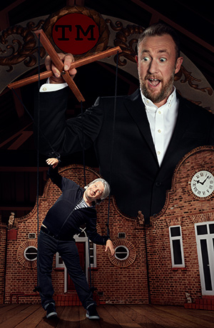 Taskmaster. Image shows from L to R: Richard Herring, Alex Horne. Copyright: Avalon Television