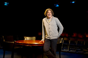 Alan Davies: As Yet Untitled. Alan Davies