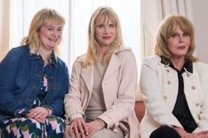 Amandaland. Image shows left to right: Anne (Philippa Dunne), Amanda (Lucy Punch), Felicity (Joanna Lumley)