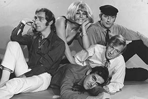 At Last The 1948 Show. Image shows from L to R: Marty Feldman, Aimi MacDonald, John Cleese, Graham Chapman, Tim Brooke-Taylor. Copyright: Rediffusion London