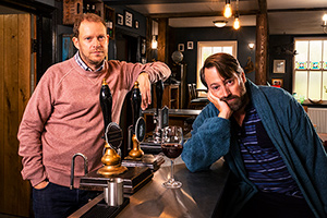 Back. Image shows from L to R: Andrew (Robert Webb), Stephen (David Mitchell)