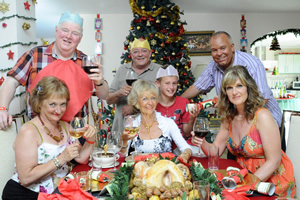 Benidorm. Image shows from L to R: Jacqueline Stewart (Janine Duvitski), Donald Stewart (Kenny Ireland), Les / Lesley (Tim Healy), Madge (Sheila Reid), Michael Garvey (Oliver Stokes), Mick Garvey (Steve Pemberton), Janice Garvey (Siobhan Finneran). Copyright: Tiger Aspect Productions