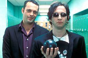 Blackball. Image shows from L to R: Rick Schwartz (Vince Vaughn), Cliff Starkey (Paul Kaye)