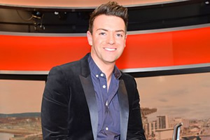 Breaking The News. Des Clarke. Copyright: BBC