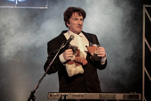 Brian Pern. Brian Pern (Simon Day). Copyright: BBC