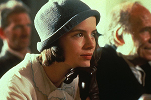 Cold Comfort Farm. Flora Poste (Kate Beckinsale). Credit: BBC, Thames