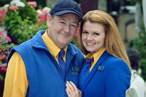 Death On The Tyne. Image shows from L to R: Terry (Johnny Vegas), Gemma (Sian Gibson). Copyright: Shiny Button Productions