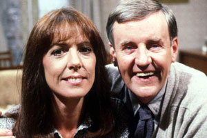 Ever Decreasing Circles. Image shows from L to R: Ann Bryce (Penelope Wilton), Martin Bryce (Richard Briers). Copyright: BBC