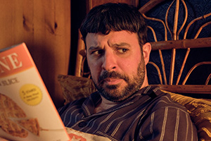 Everyone Else Burns. David Lewis (Simon Bird)