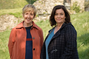 The Trouble With Maggie Cole. Image shows from L to R: Jill Wheadon (Julie Hesmondhalgh), Maggie Cole (Dawn French). Copyright: Genial Productions