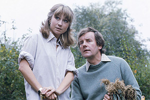 The Good Life. Image shows left to right: Barbara Good (Felicity Kendal), Tom Good (Richard Briers)