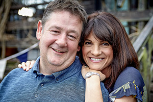 Home From Home. Image shows from L to R: Neil Hackett (Johnny Vegas), Fiona Hackett (Niky Wardley). Copyright: BBC