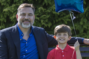 Horsing Around. Image shows from L to R: David (David Walliams), Billy (Billy Jenkins)