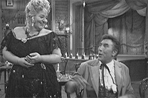 Howerd's Hour. Image shows from L to R: Hot Seat Kate (Hattie Jacques), Frankie Howerd. Copyright: ABC Television