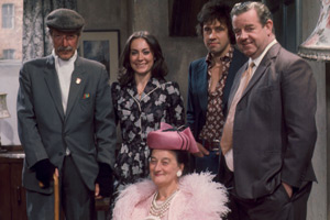 I Didn't Know You Cared. Image shows from L to R: Uncle Mort (Robin Bailey), Pat Partington (Anita Carey), Annie Brandon (Liz Smith), Carter Brandon (Stephen Rea), Les Brandon (John Comer). Copyright: BBC