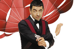 Johnny English. Johnny English (Rowan Atkinson). Copyright: Working Title Films / STUDIOCANAL