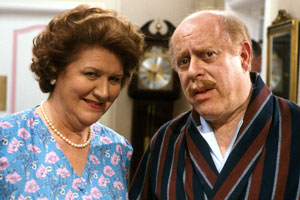 Måge Joke regn 30th Anniversary of Keeping Up Appearances - British Comedy Guide