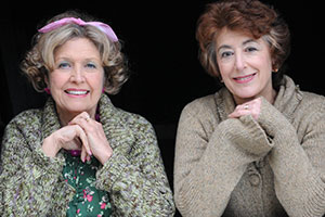 Ladies Of Letters. Image shows from L to R: Vera Small (Anne Reid), Irene Spencer (Maureen Lipman). Copyright: Tiger Aspect Productions