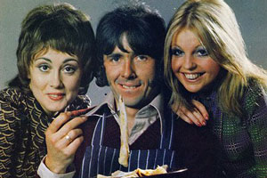 Man About The House. Image shows from L to R: Chrissy Plummer (Paula Wilcox), Robin Tripp (Richard O'Sullivan), Jo (Sally Thomsett). Copyright: Thames Television