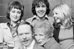 Man About The House. Image shows left to right: Chrissy Plummer (Paula Wilcox), George Roper (Brian Murphy), Mildred Roper (Yootha Joyce), Robin Tripp (Richard O'Sullivan), Jo (Sally Thomsett). Credit: Hammer Film Productions