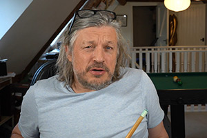 Me1 versus Me2 Snooker with Richard Herring. Richard Herring