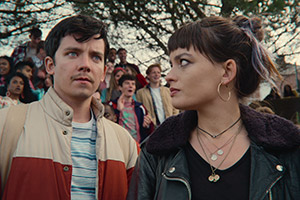 Sex Education. Image shows from L to R: Otis Milburn (Asa Butterfield), Maeve Wiley (Emma Mackey). Copyright: Eleven Film