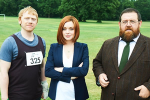 Sick Note. Image shows from L to R: Daniel Glass (Rupert Grint), Katerina West (Lindsay Lohan), Dr Iain Glennis (Nick Frost). Copyright: King Bert Productions