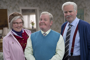 Still Game. Image shows from L to R: Isa Drennan (Jane McCarry), Jack Jarvis (Ford Kiernan), Victor McDade (Greg Hemphill). Copyright: The Comedy Unit