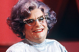 The Dame Edna Experience. Dame Edna Everage (Barry Humphries). Credit: London Weekend Television