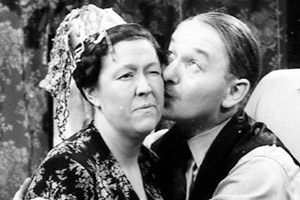 The Larkins. Image shows from L to R: Ada Larkins (Peggy Mount), Alf Larkins (David Kossoff). Copyright: Associated Television