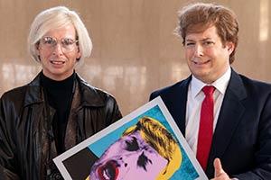 Urban Myths: Andy & The Donald. Image shows from L to R: Andy Warhol (Jack McBrayer), Donald Trump (Anthony Atamanuik). Copyright: Merman