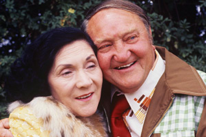 Yus, My Dear. Image shows from L to R: Lil Briggs (Queenie Watts), Wally Briggs (Arthur Mullard). Copyright: London Weekend Television