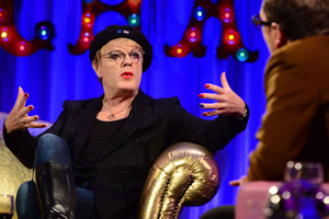 Alan Carr: Chatty Man. Eddie Izzard. Copyright: Open Mike Productions