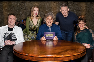 Alan Davies: As Yet Untitled. Image shows from L to R: Joe Lycett, Katherine Ryan, Alan Davies, Patrick Kielty, Annie Siddons. Copyright: Phil McIntyre Entertainment