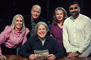 Alan Davies: As Yet Untitled. Image shows from L to R: Sara Pascoe, Adrian Edmondson, Alan Davies, Laura Smyth, Tez Ilyas. Copyright: Phil McIntyre Entertainment