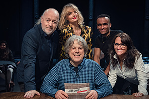 Alan Davies: As Yet Untitled. Image shows from L to R: Bill Bailey, Morgana Robinson, Alan Davies, Munya Chawawa, Nina Conti. Copyright: Phil McIntyre Entertainment