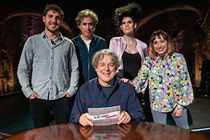 Alan Davies: As Yet Untitled. Image shows left to right: Seann Walsh, Stephen Mangan, Alan Davies, Jordan Gray, Isy Suttie