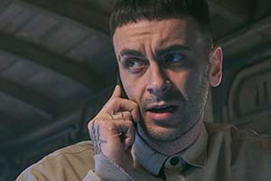 Brassic. Vinnie (Joe Gilgun). Copyright: Calamity Films