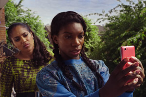 Chewing Gum. Image shows from L to R: Candice (Danielle Isaie), Tracey Gordon (Michaela Coel). Copyright: Retort