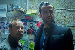 Code 404. Image shows from L to R: DI Roy Carver (Stephen Graham), DI John Major (Daniel Mays)