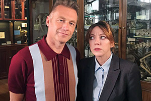 Cunk On.... Image shows from L to R: Chris Packham, Philomena Cunk (Diane Morgan). Copyright: House Of Tomorrow